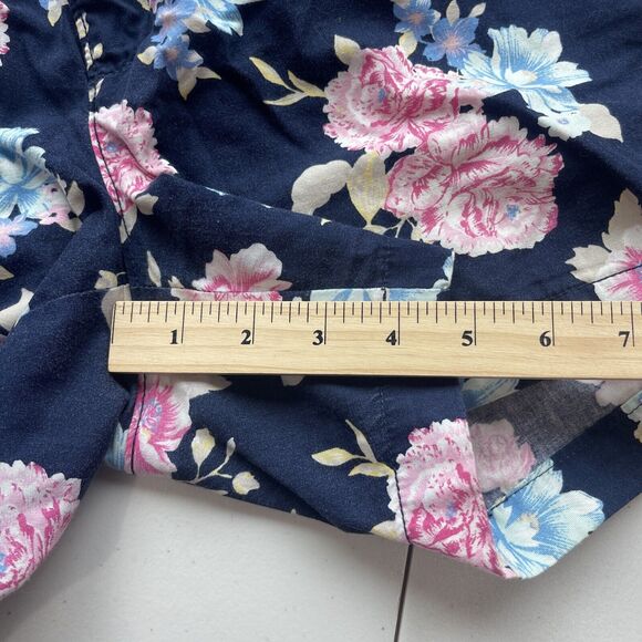 Old Navy Women's Blue Floral Chino Hem Short Cotton Shorts Size 8 Pockets Medium - Picture 12 of 13